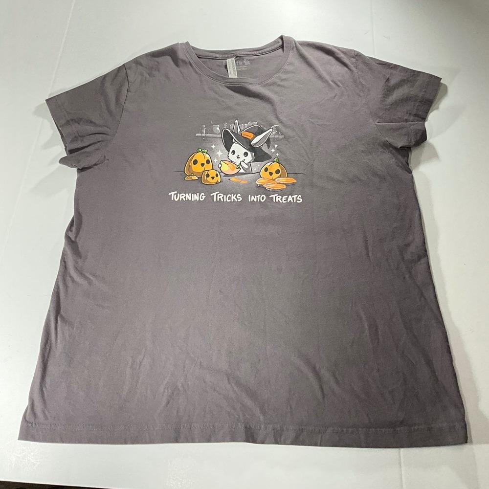 TeeTurtle Womens 2XL Halloween Bunny Witch Turning Tricks Into Treats T-Shirt